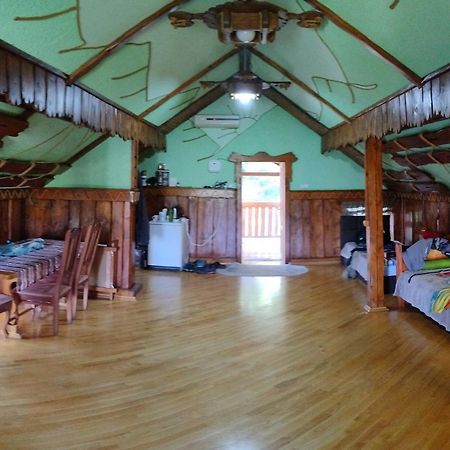 Сосновий Двір Kosiv Bagian luar foto