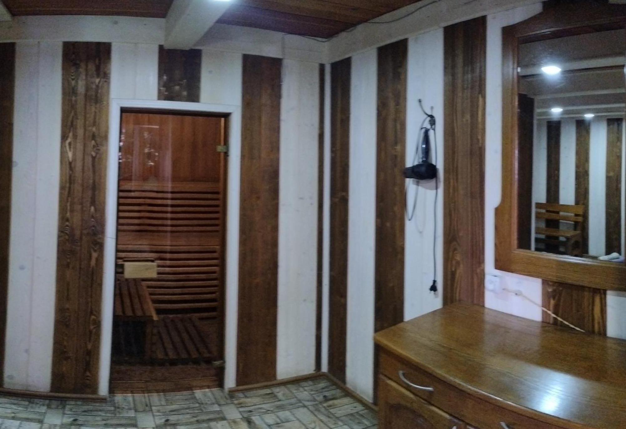 Сосновий Двір Kosiv Bagian luar foto